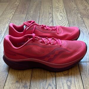 Saucony Kinvara 15 Women's Vibrant Pink Athletic Shoes